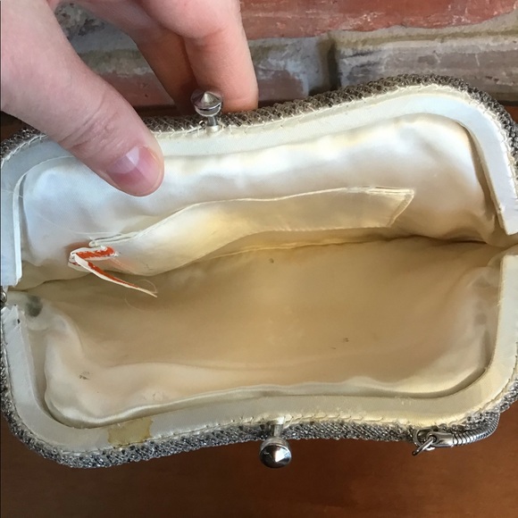 LA REGALE VINTAGE Women’s Silver Beaded Evening Clutch Bag - Picture 4 of 6